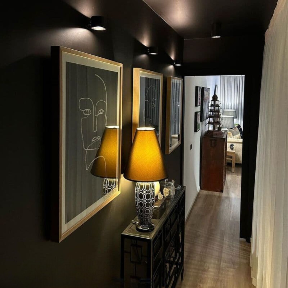 Flexilight | Wireless Magnetic Wall Lamp 2