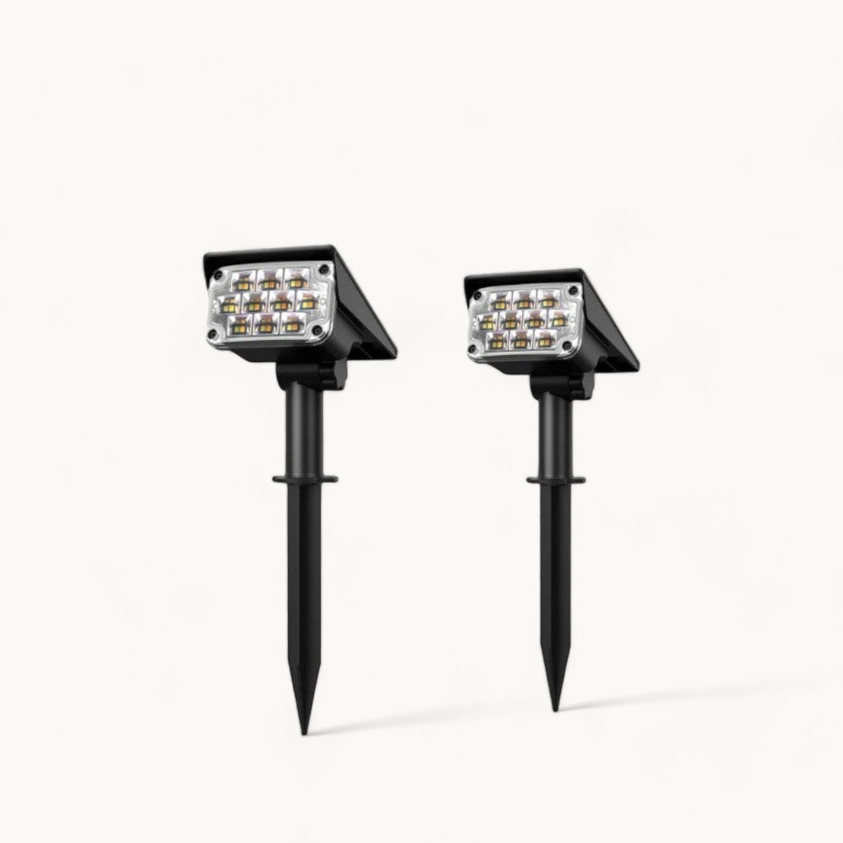 SolarBeam | Garden Spotlight – Eco-Friendly Wireless Outdoor Lighting 1